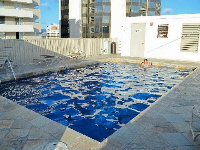 Shoreline Hotel Waikiki Гонолулу Экстерьер фото