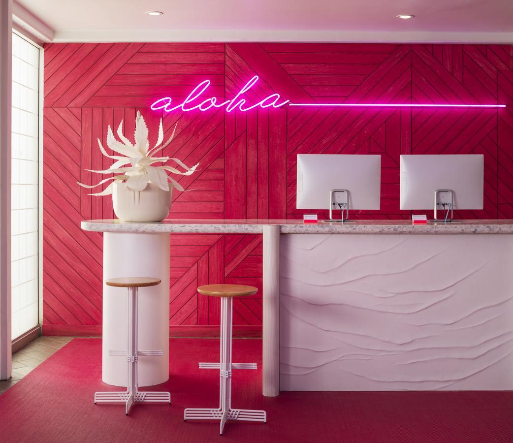 Shoreline Hotel Waikiki Гонолулу Экстерьер фото